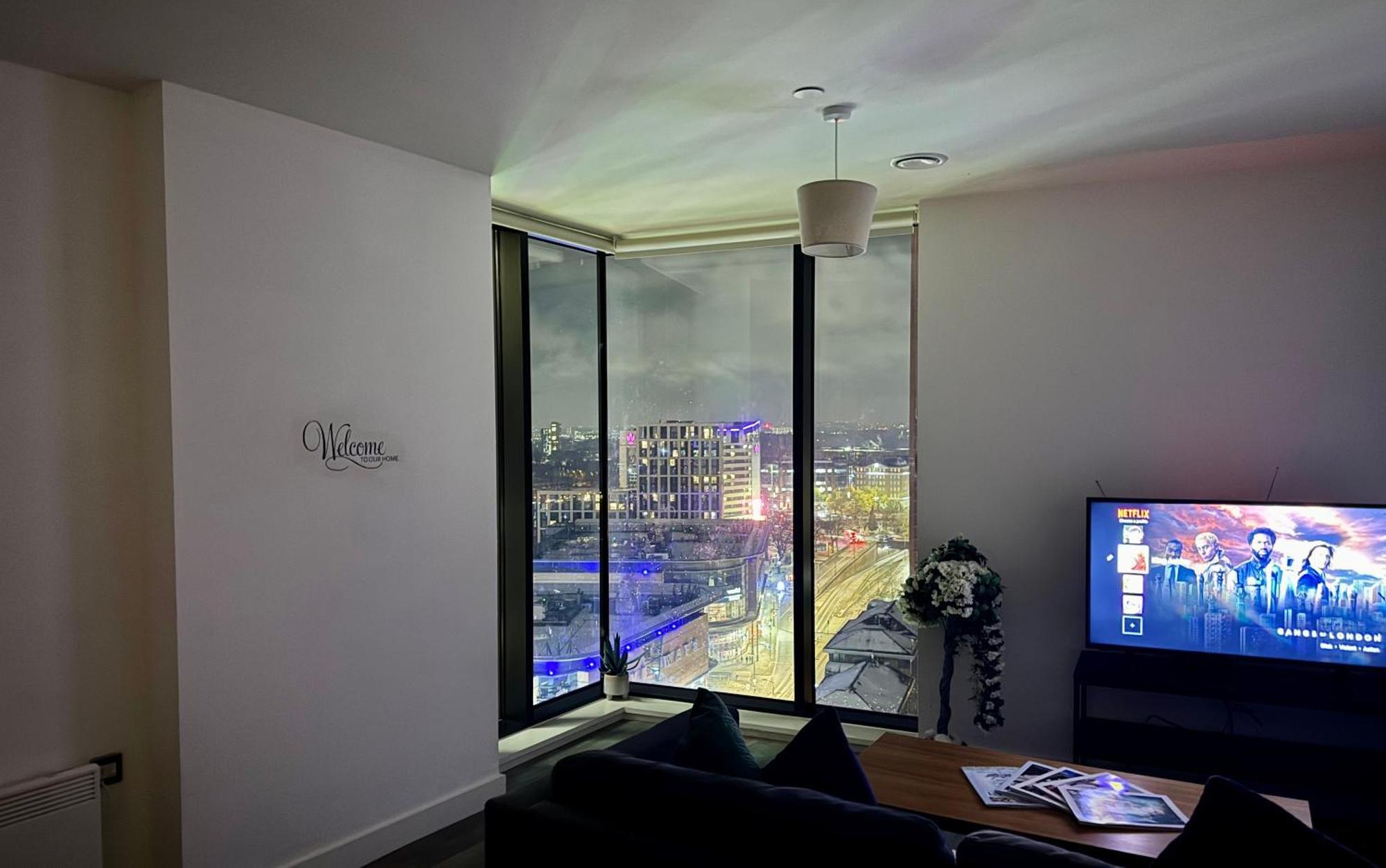 Premium Deals L Last-Minute Stay L 4 Min Walk To Birmingham Central Library L 18Th Floor 2 Bed 2 Bath City Centre Penthouse With Gym & Netflix By Jvt Short Lets 外观 照片