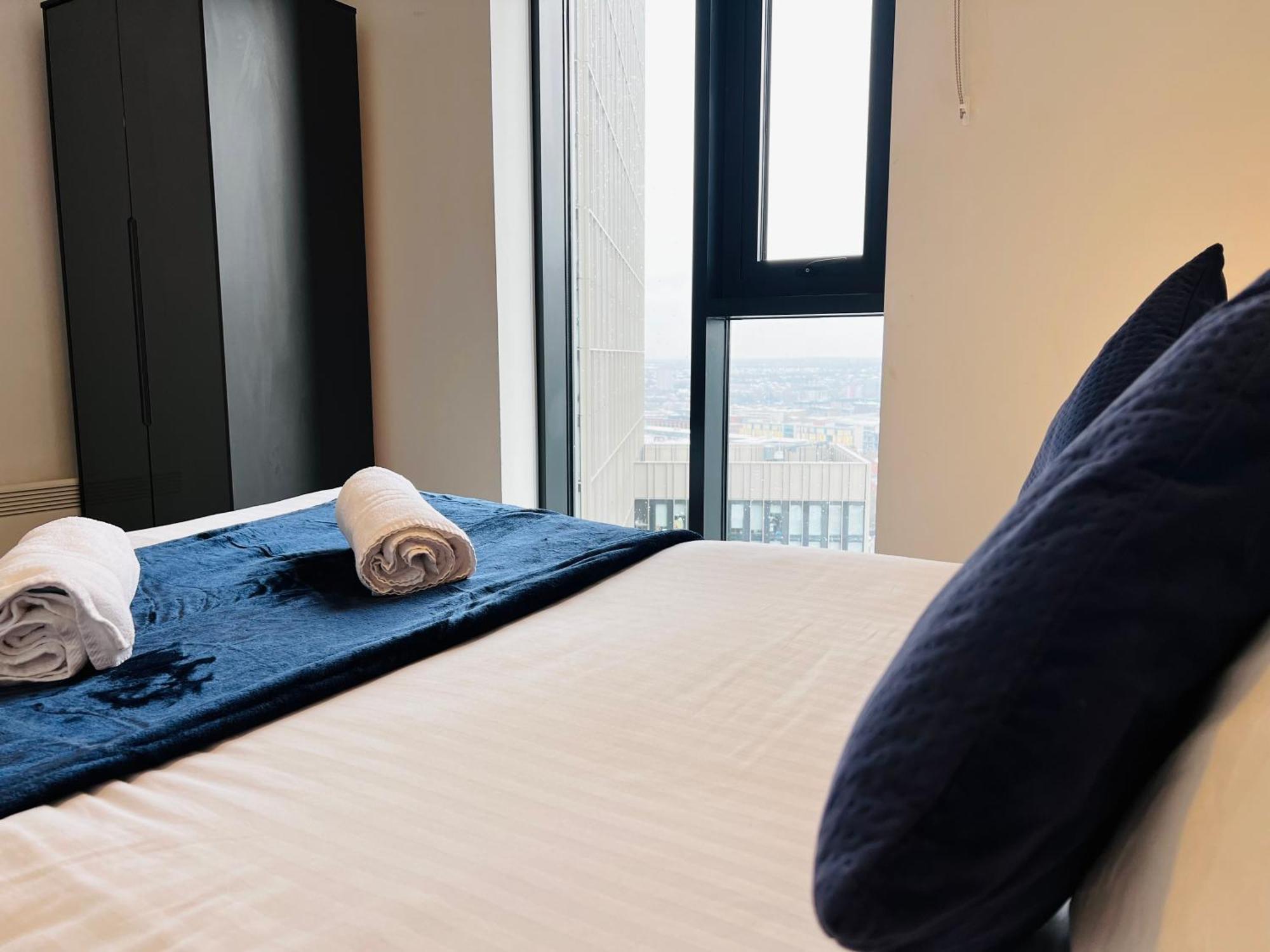 Premium Deals L Last-Minute Stay L 4 Min Walk To Birmingham Central Library L 18Th Floor 2 Bed 2 Bath City Centre Penthouse With Gym & Netflix By Jvt Short Lets 外观 照片