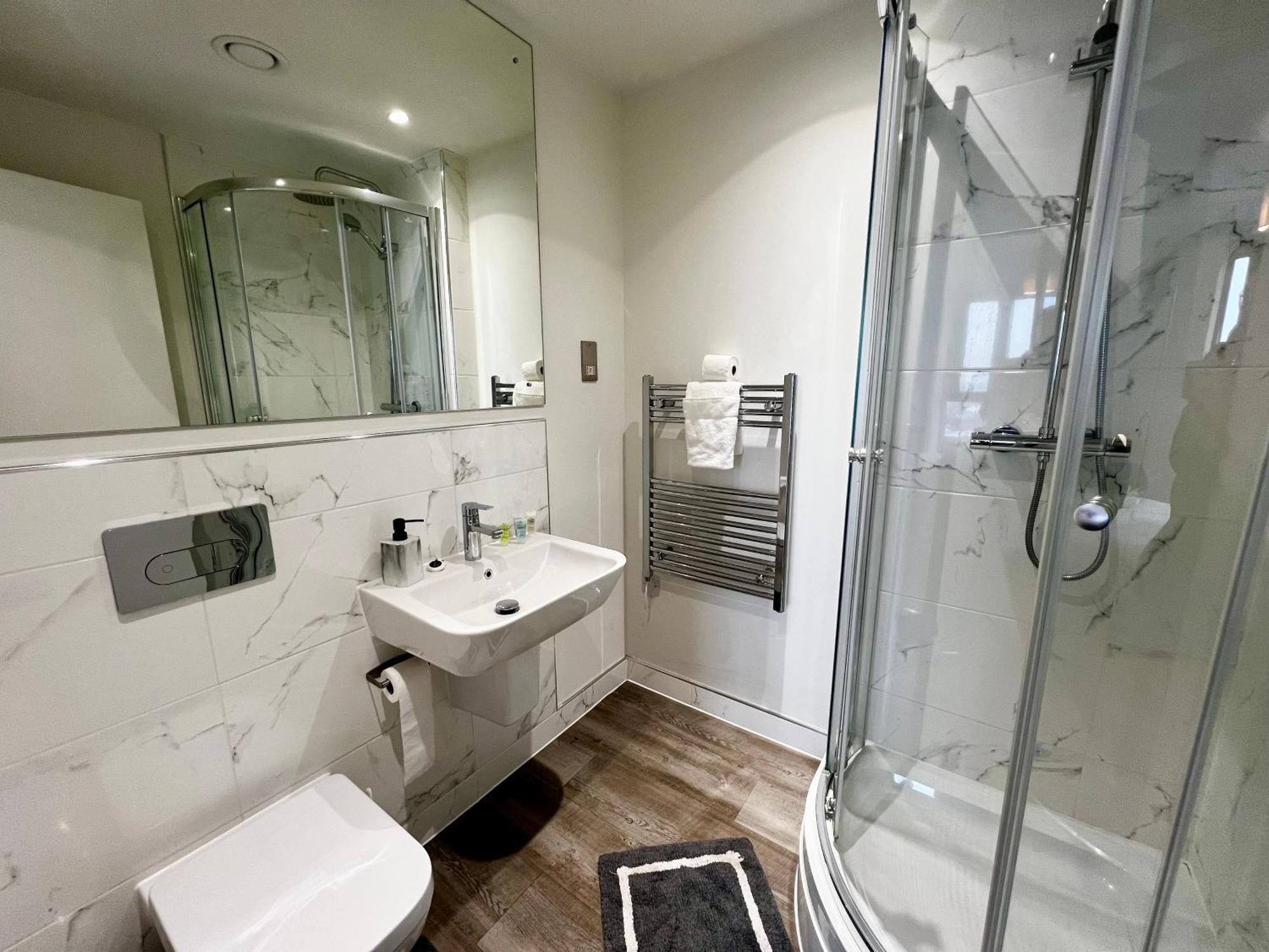 Premium Deals L Last-Minute Stay L 4 Min Walk To Birmingham Central Library L 18Th Floor 2 Bed 2 Bath City Centre Penthouse With Gym & Netflix By Jvt Short Lets 外观 照片